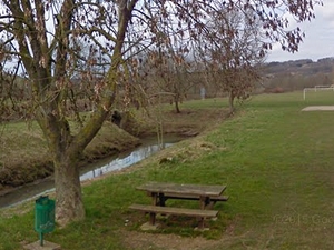 Aire de l'écluse